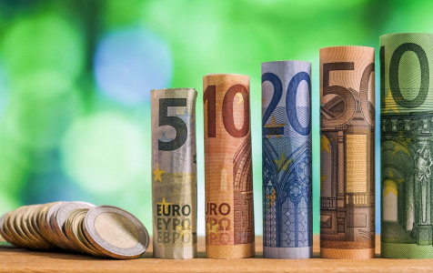 euro-rolled-banknotes.jpg